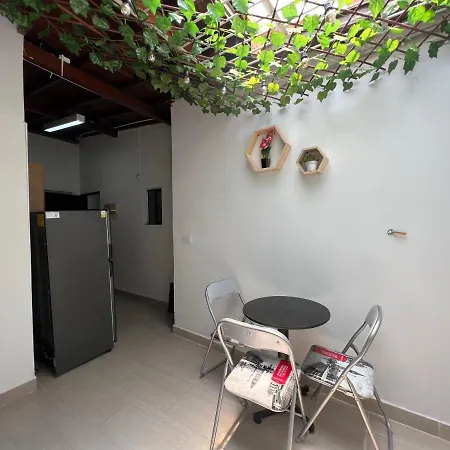 Apartamento Amoblado Sector Laureles-Estadio Hasta 6 Personas - Praga Medellin Exterior photo