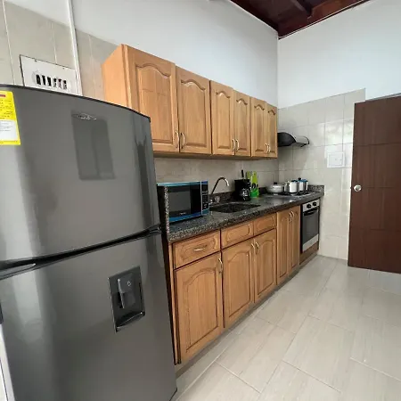 Apartamento Amoblado Sector Laureles-Estadio Hasta 6 Personas - Praga Medellin Exterior photo